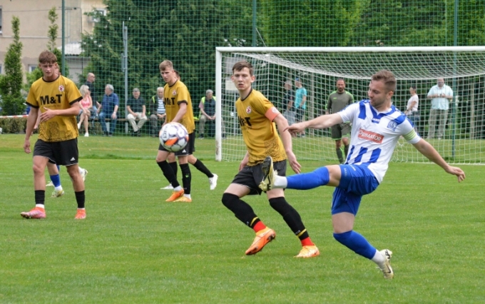 SK Dobruška, z. s. : FK Náchod 0:5 (0:4)